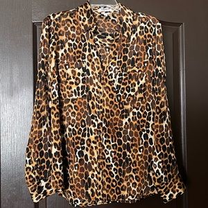 EXPRESS leopard print Portofino long sleeve slim fit blouse, size L